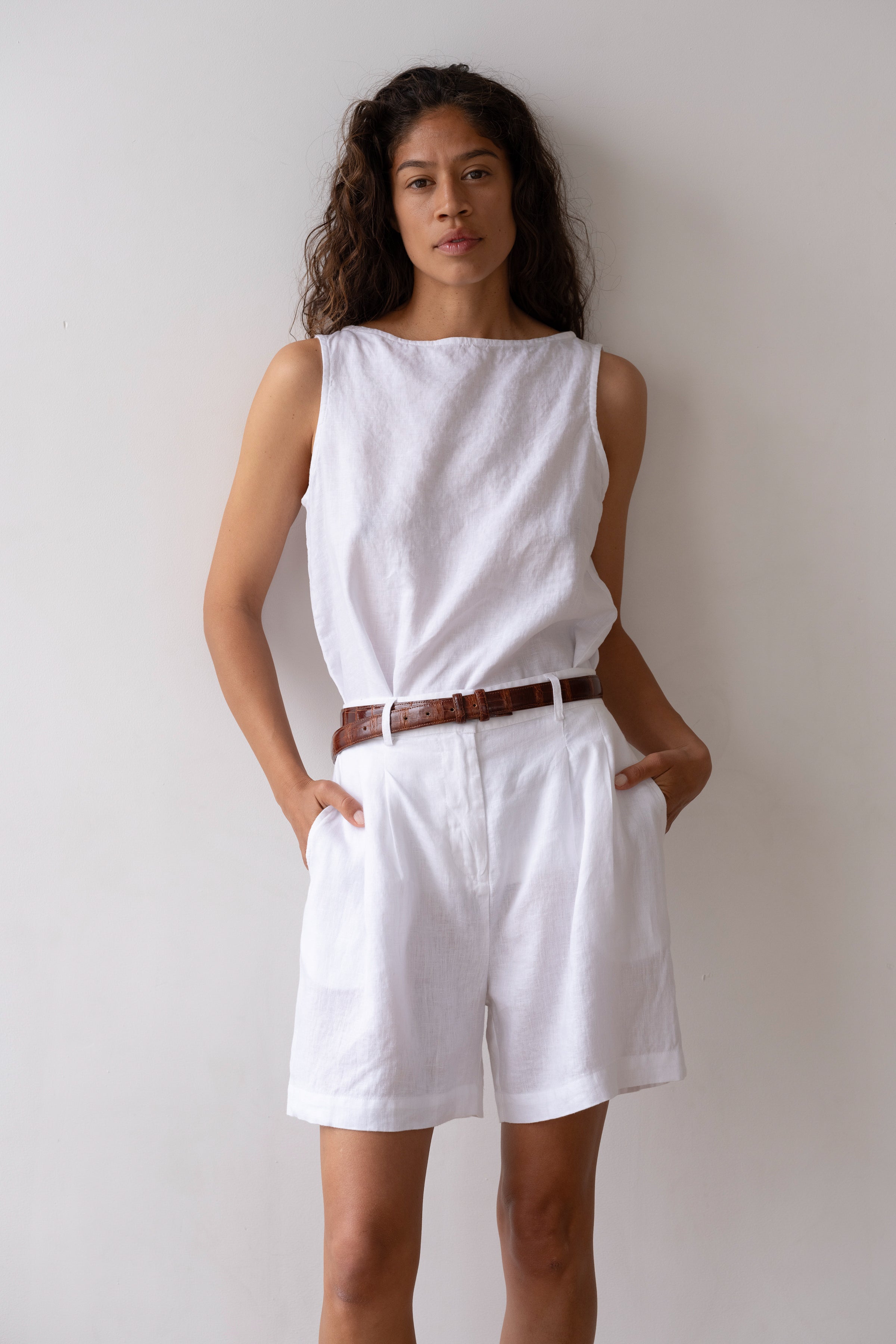 The Linen Pleated Short By Donni