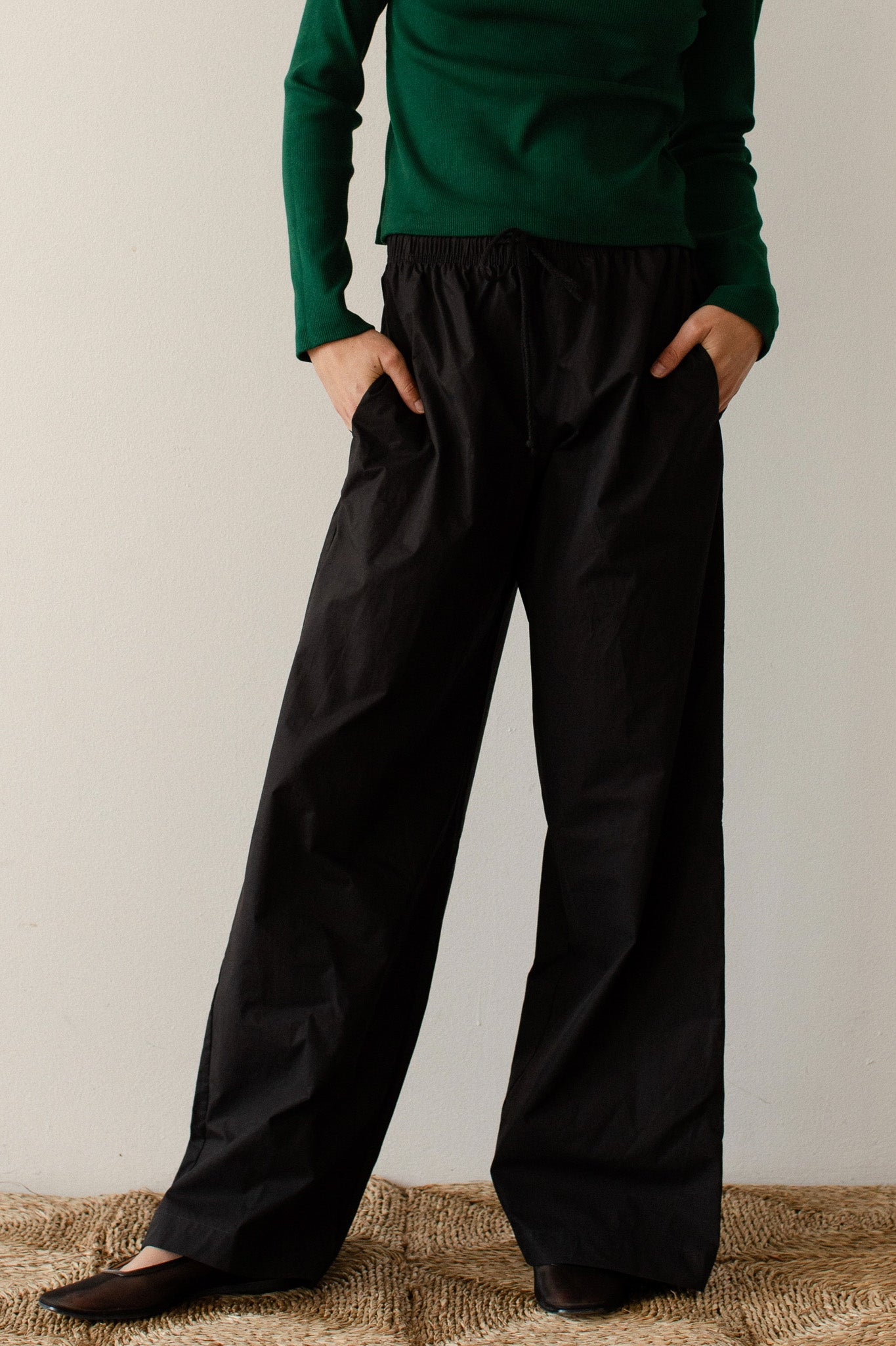 Buy Black Trousers & Pants for Women by Popnetic Online