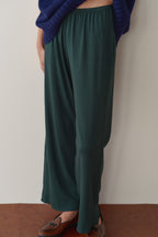 The Baby Rib Scallop Pant
