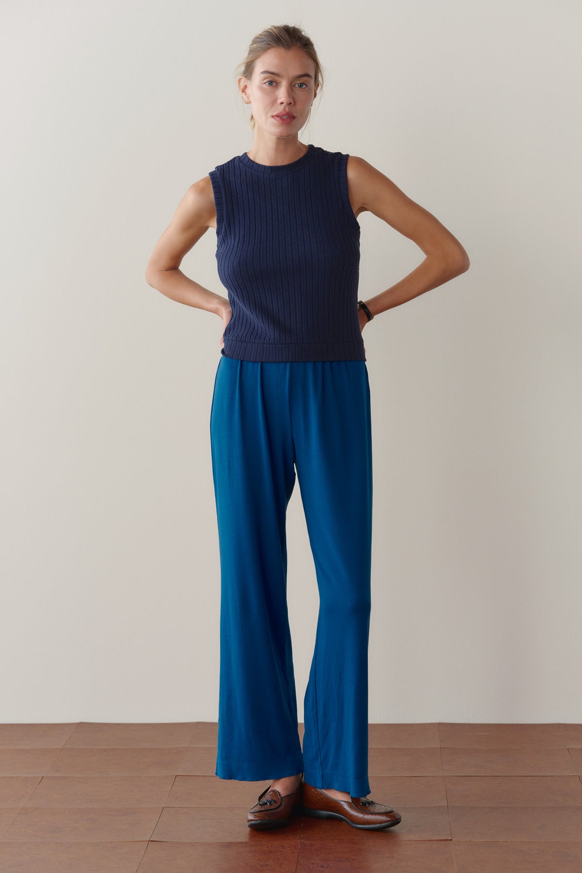 The Baby Rib Scallop Pant