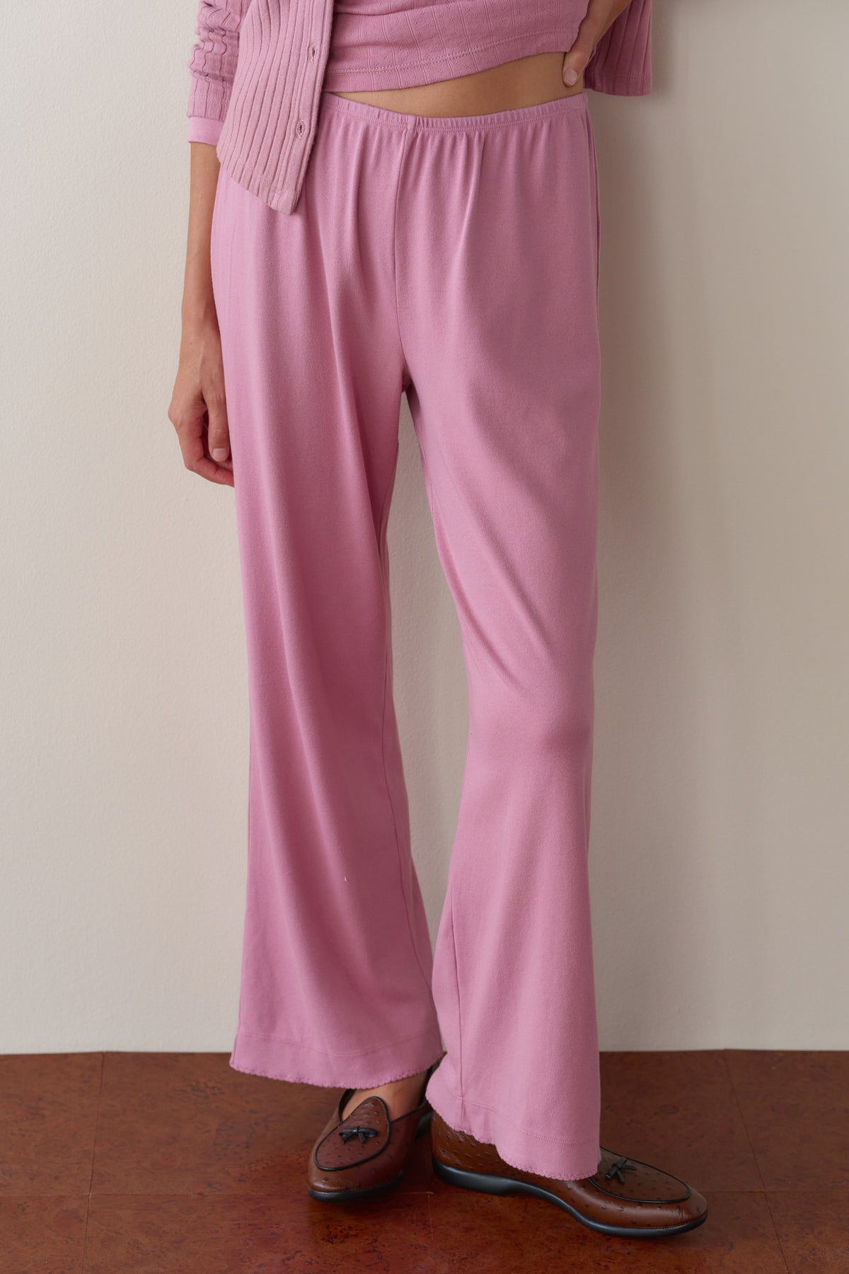 The Baby Rib Scallop Pant