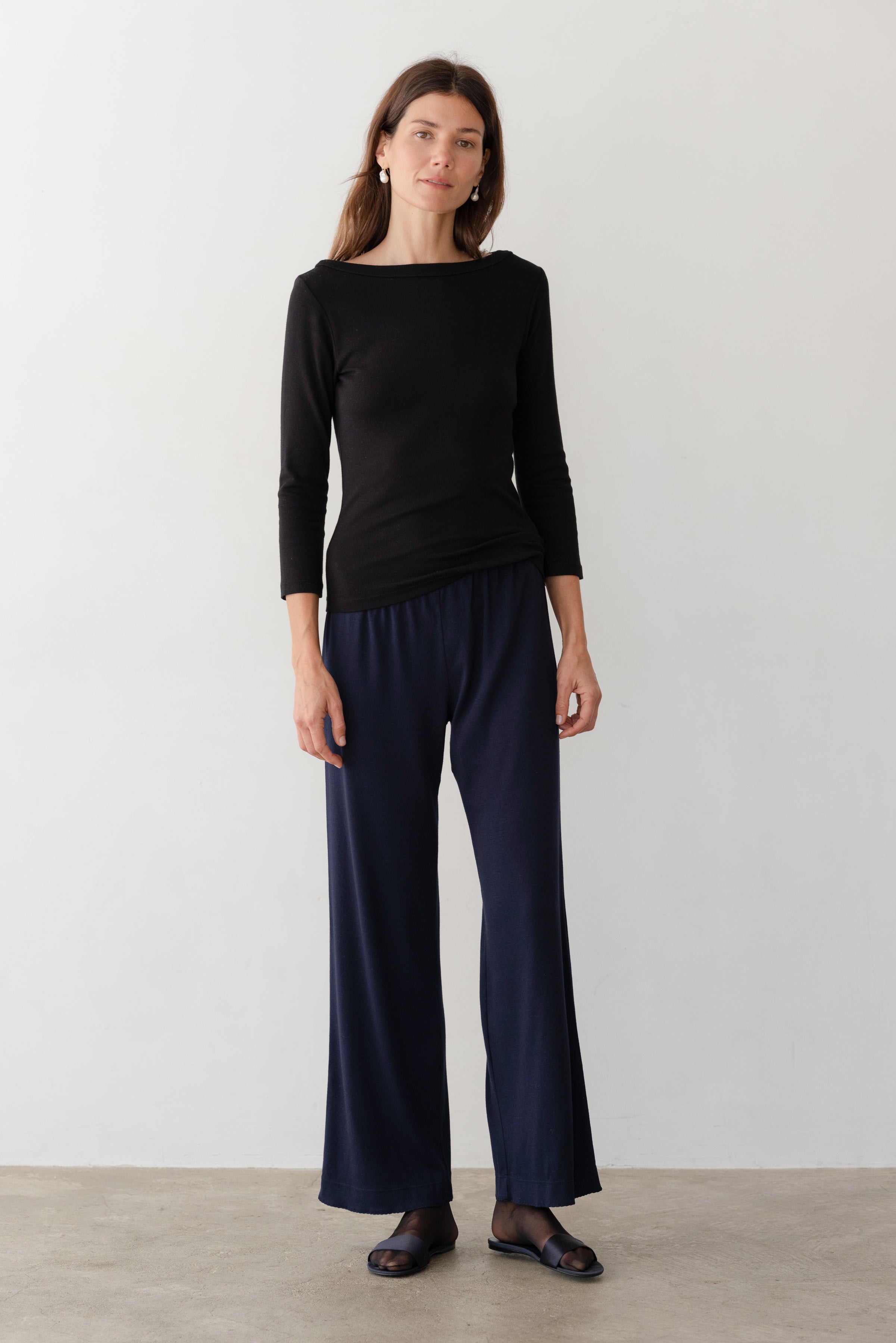 The Baby Rib Scallop Pant