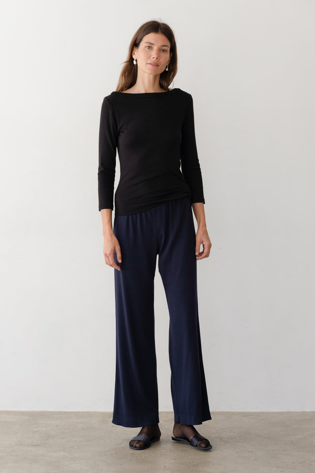 The Baby Rib Scallop Pant
