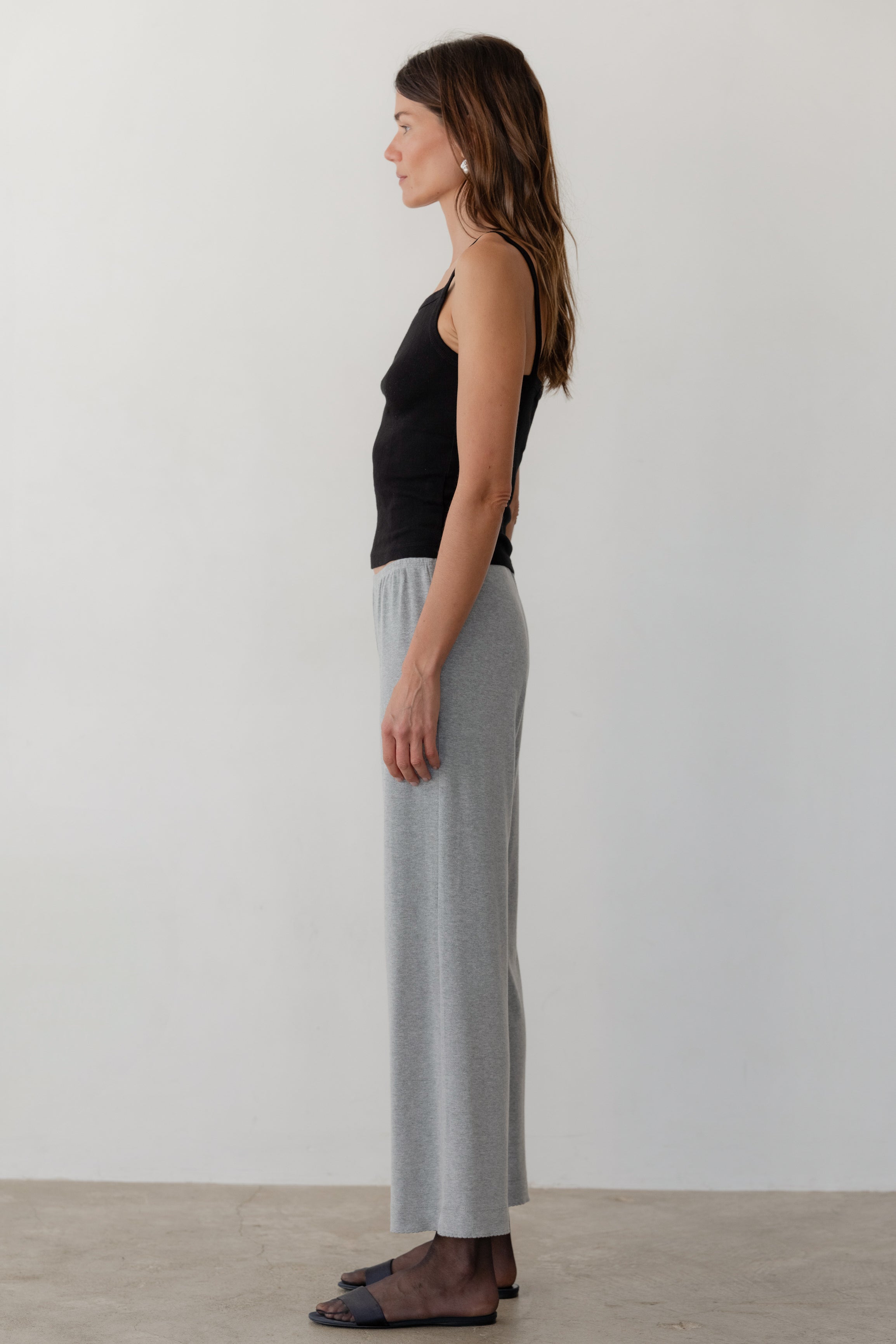 The Baby Rib Scallop Pant