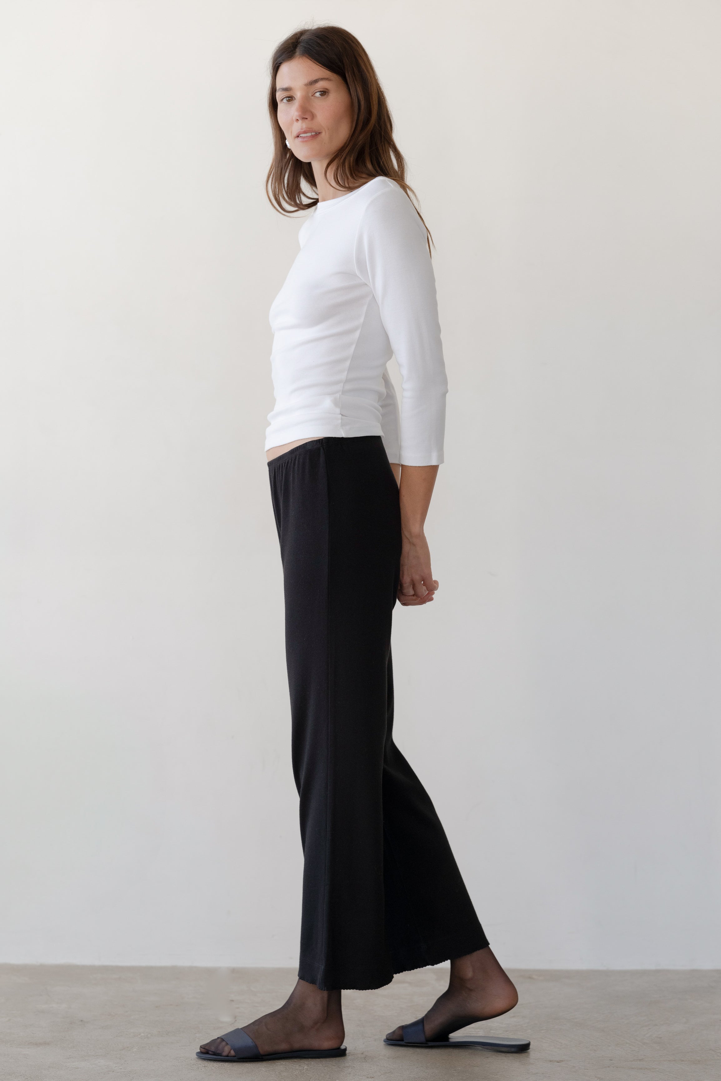 The Baby Rib Scallop Pant