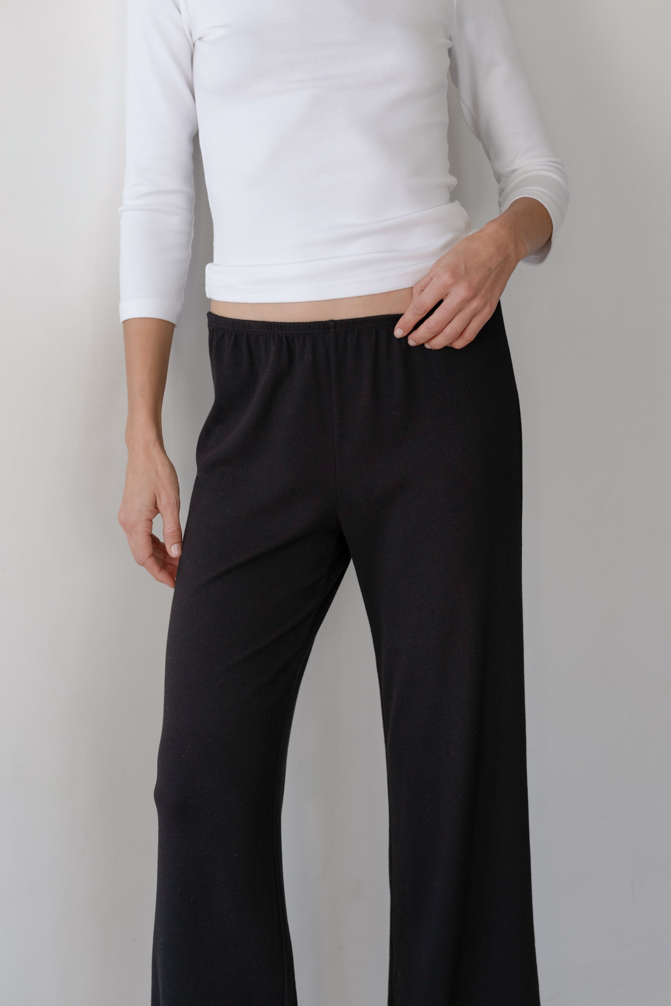 The Baby Rib Scallop Pant