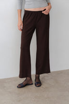 The Baby Rib Scallop Pant