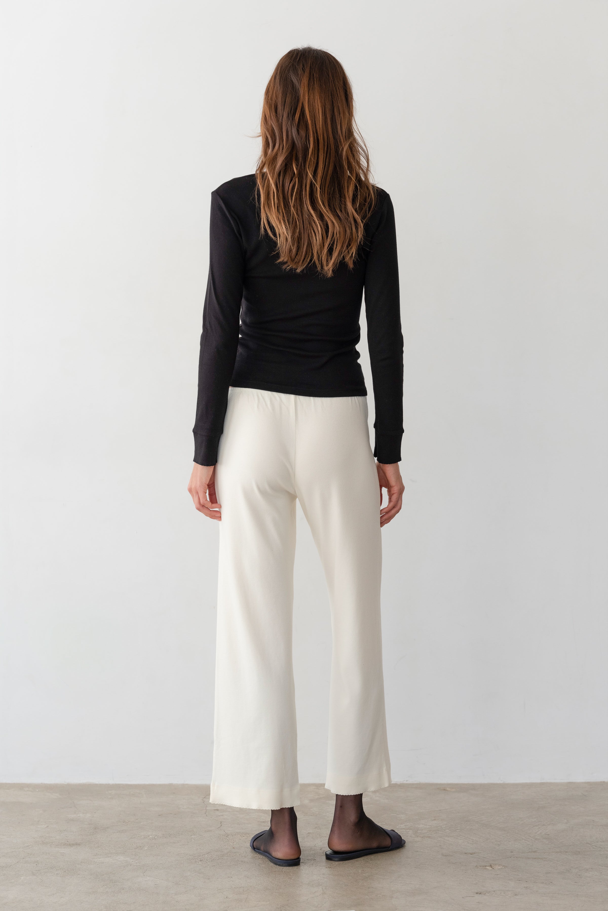 The Baby Rib Scallop Pant