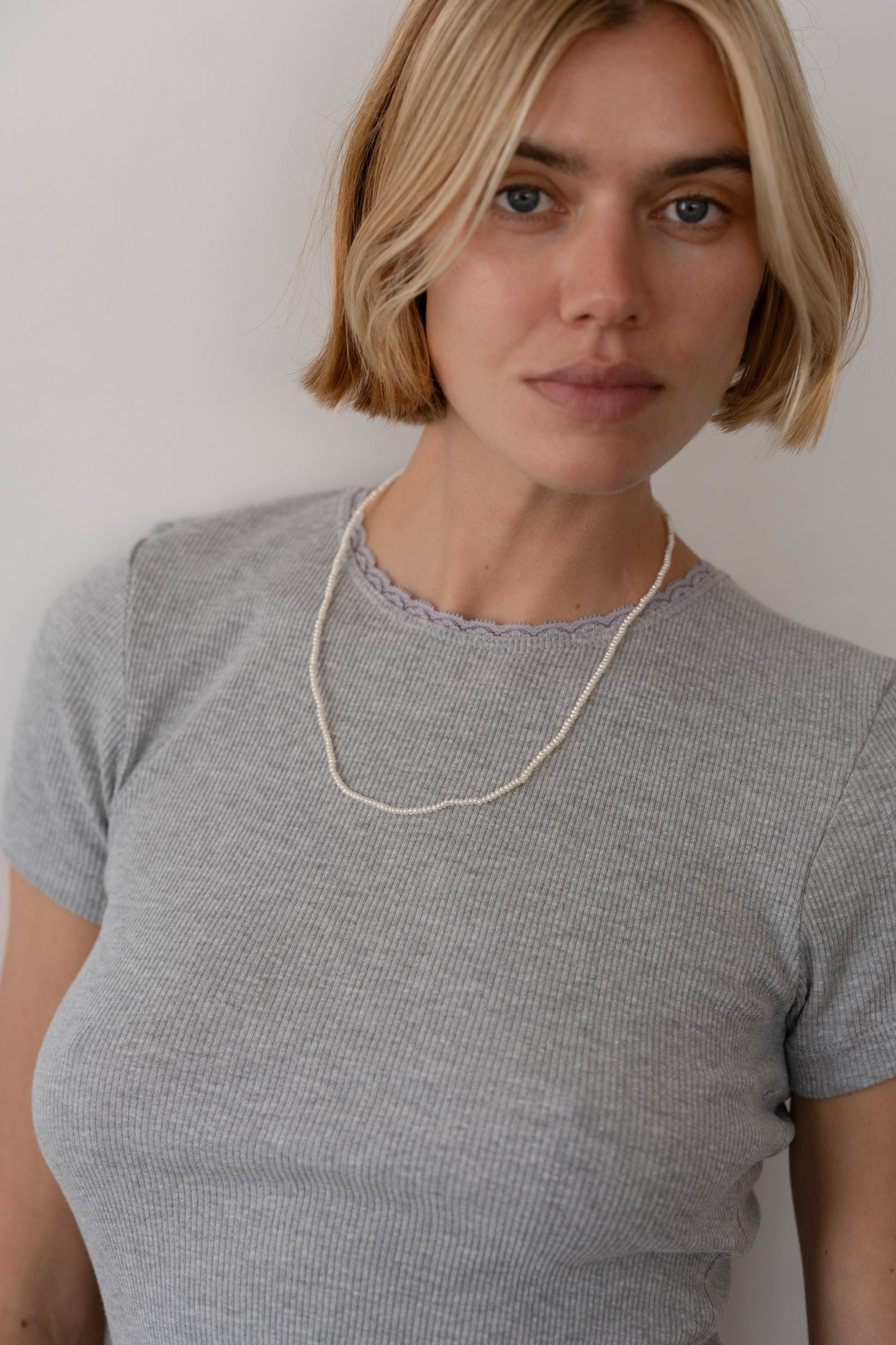 The Small Pearl Necklace