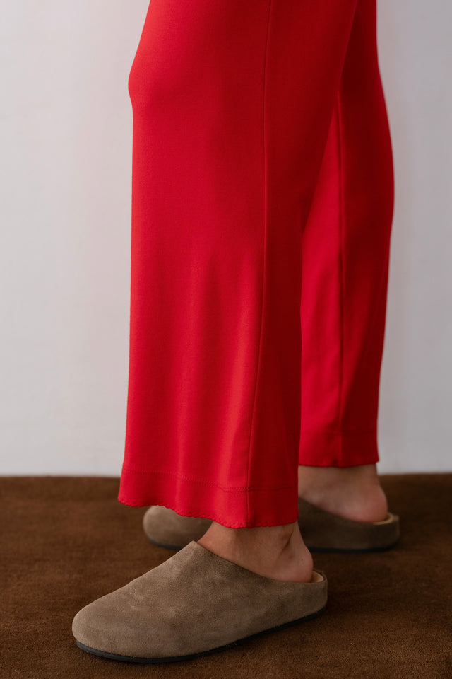 The Baby Rib Scallop Pant