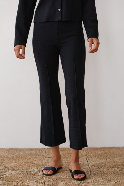 パンツ gain tip Design Flare Distortion Sarouel Donni_Fall-6904_grande.jpg?v=