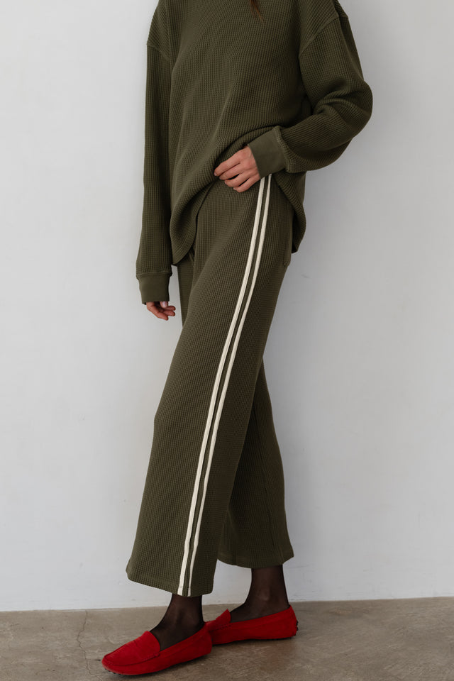 The Thermal Crop Stripe Pant Oregano