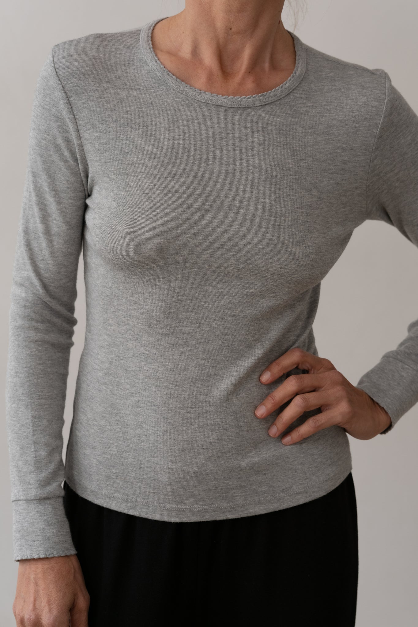 The Baby Rib Scallop Long Sleeve