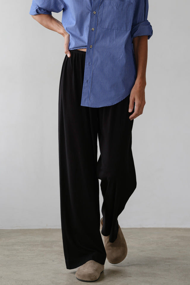 The Jersey Simple Crop Pant