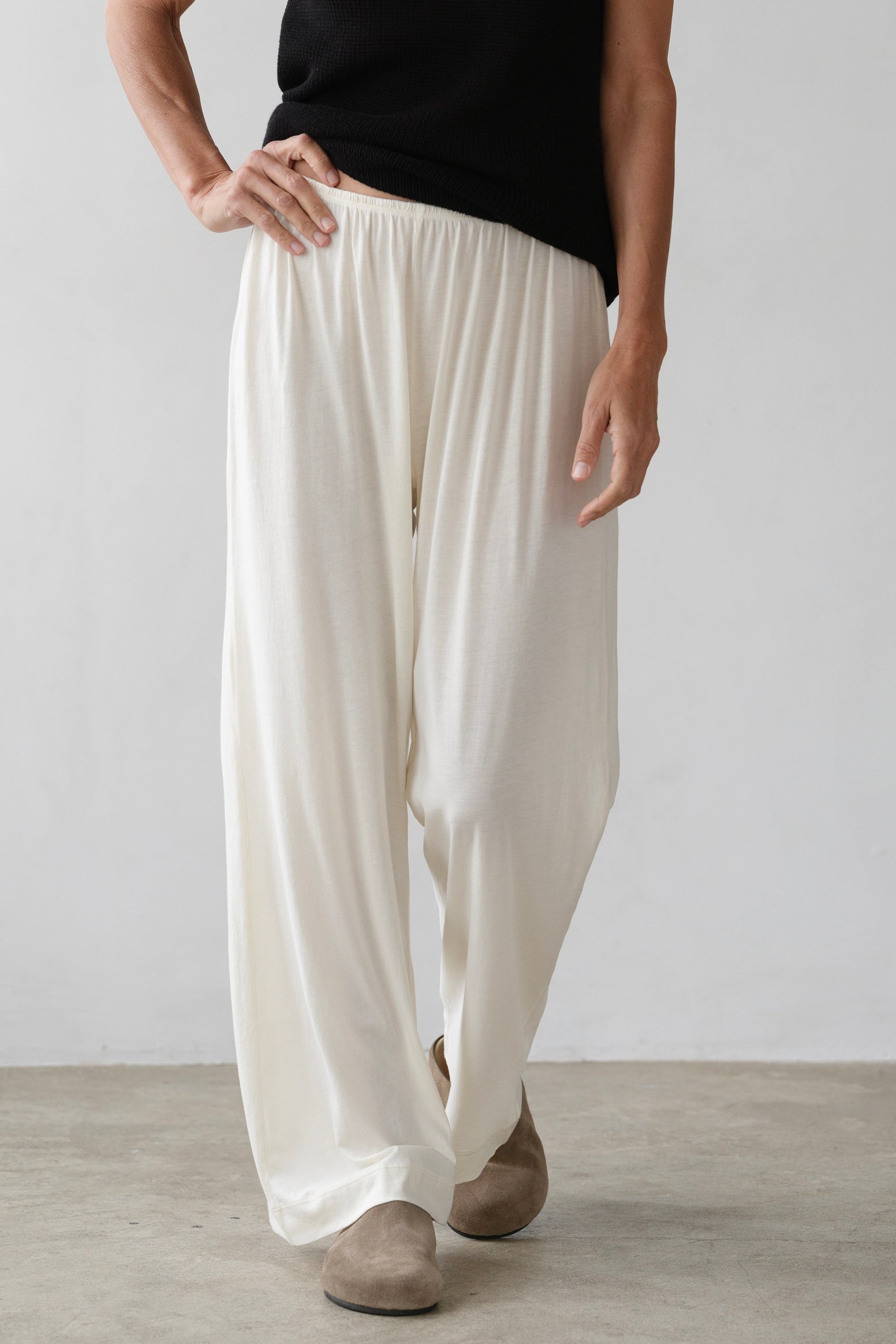 The Jersey Simple Crop Pant