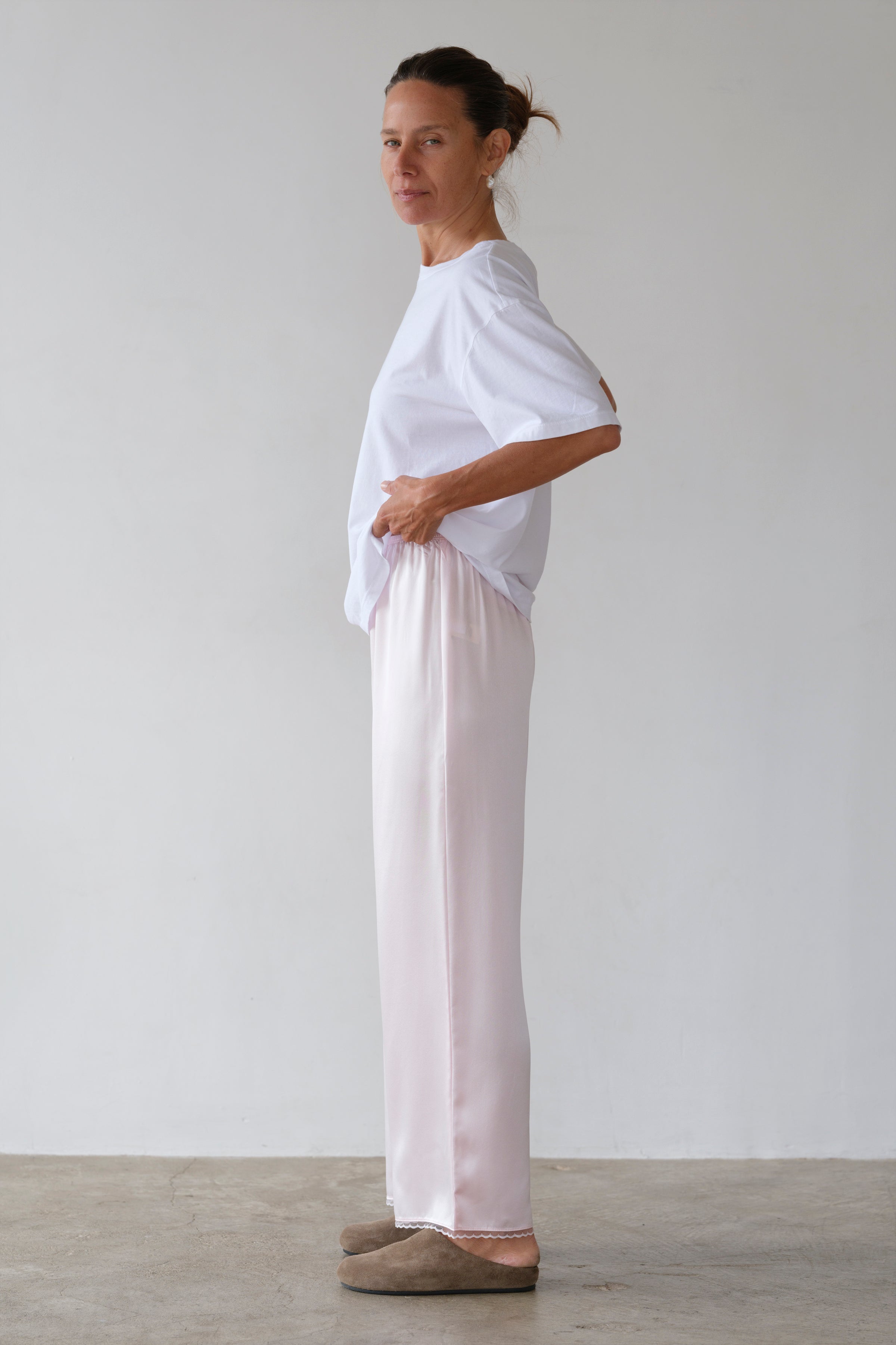 The Silk Lace Simple Pant