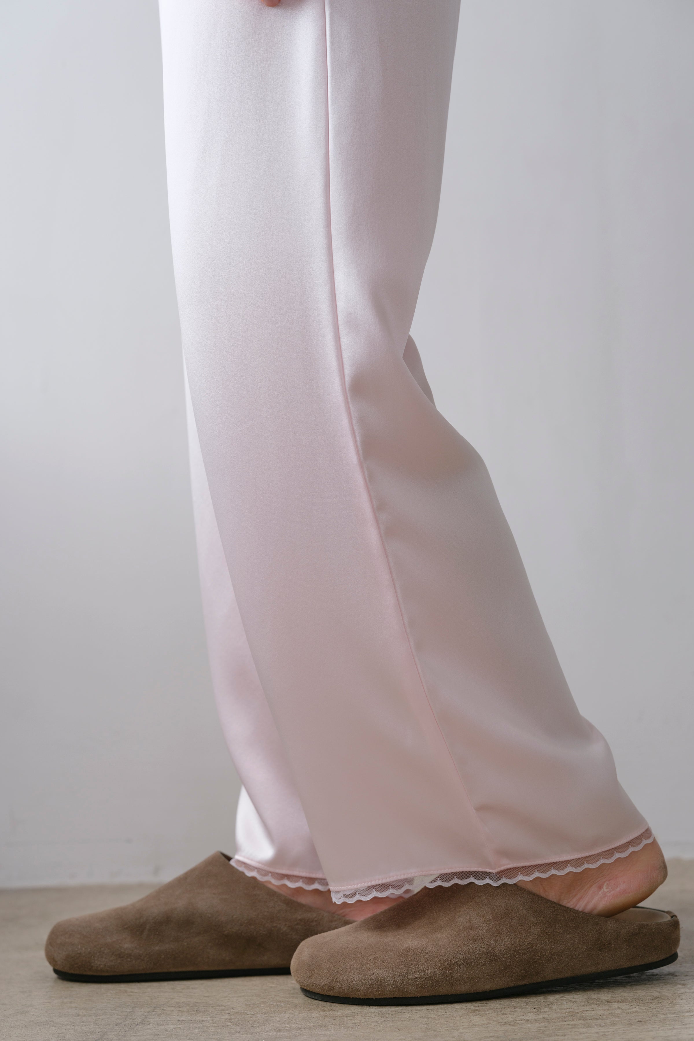 The Silk Lace Simple Pant
