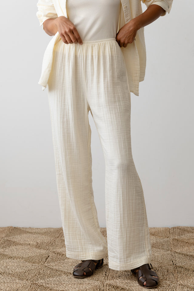 The Bubble Crop Simple Pant