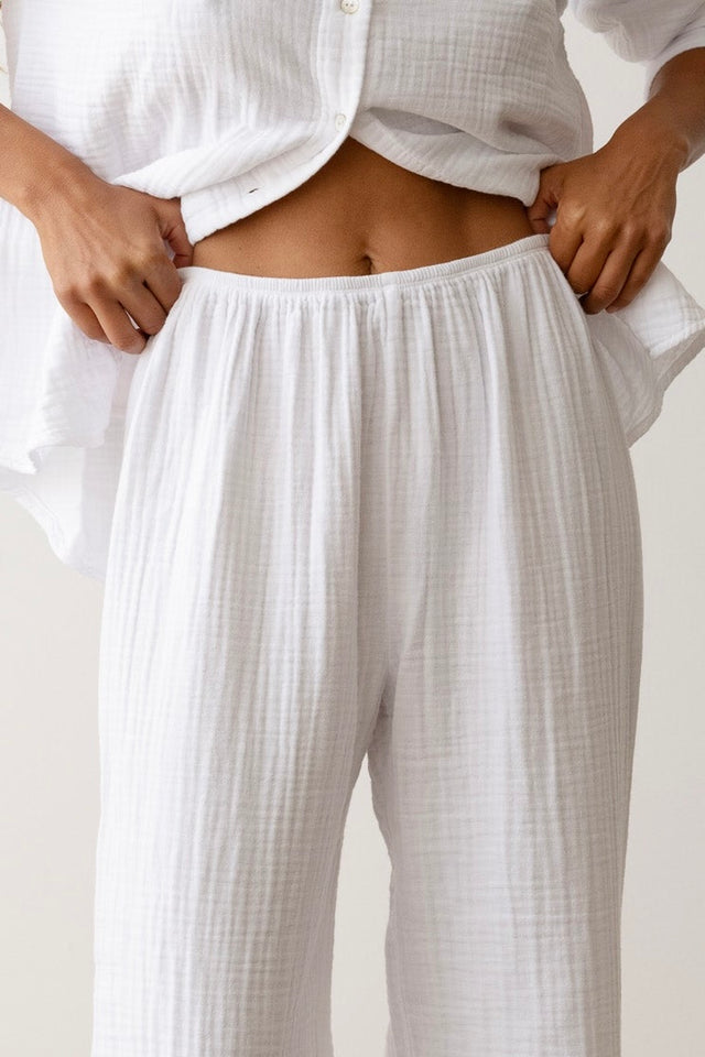 The Bubble Crop Simple Pant
