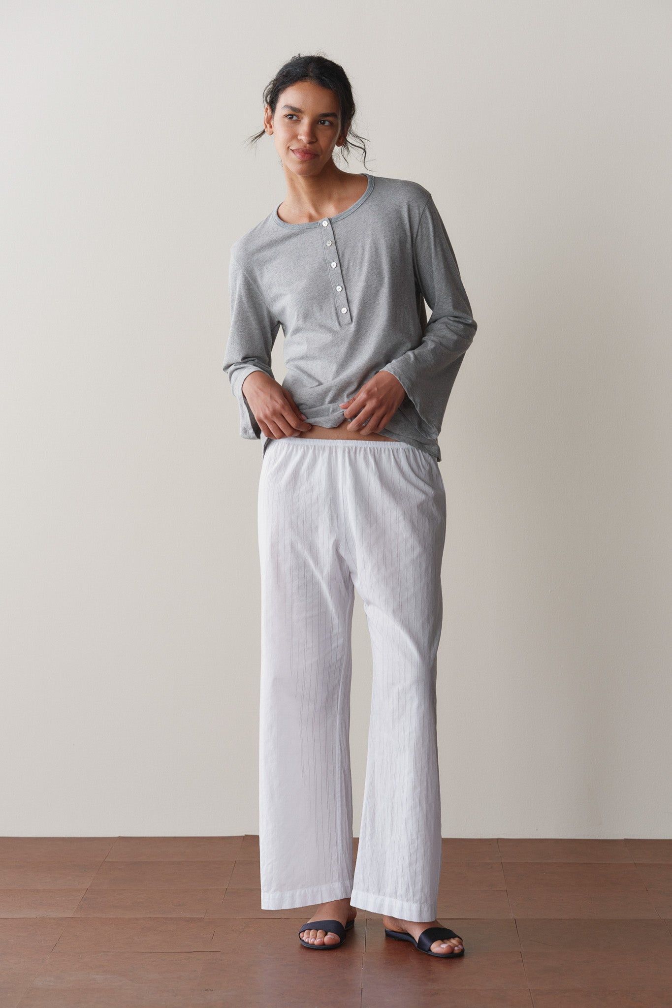 The Eyelet Pop Simple Crop Pant