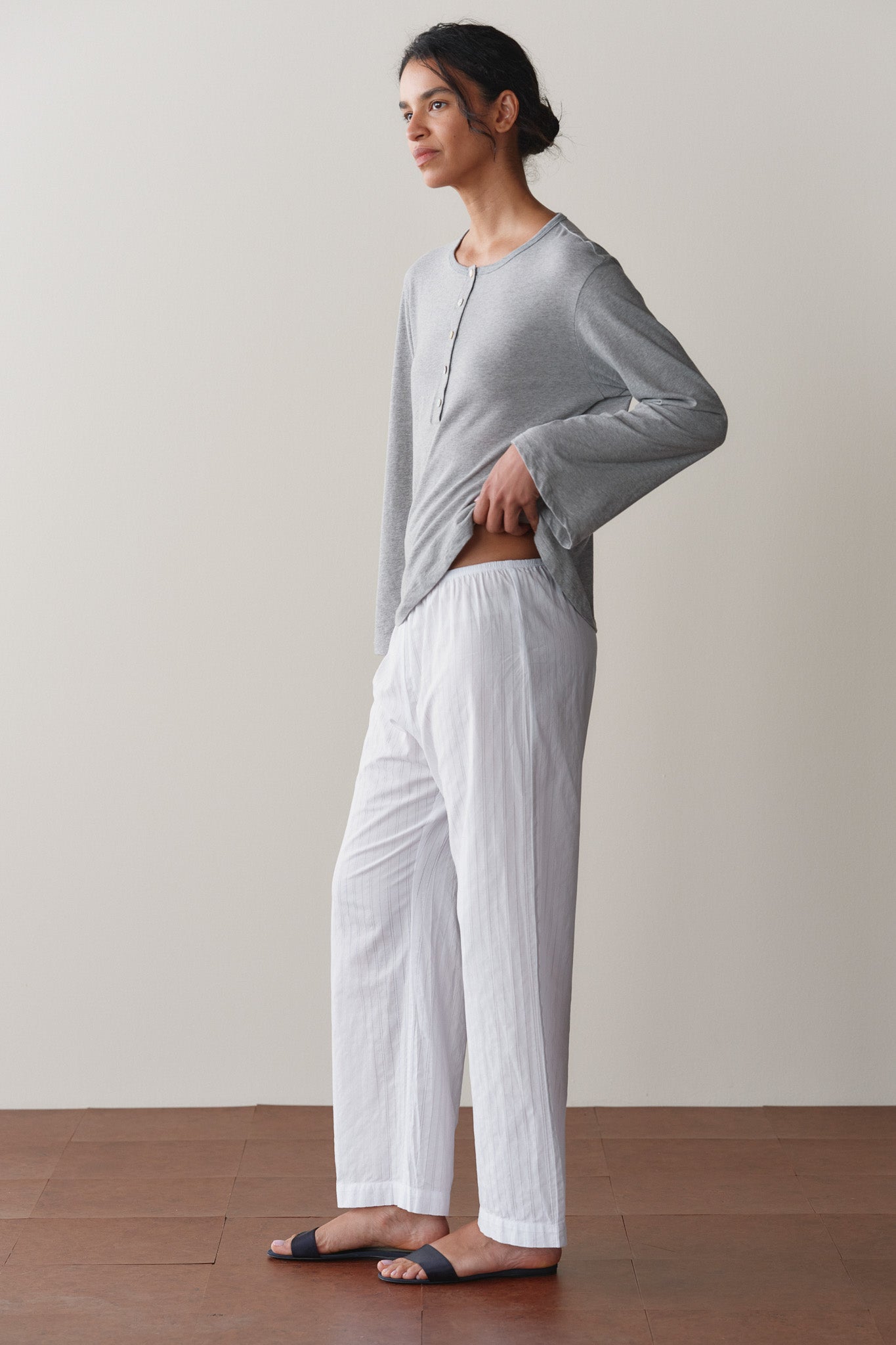 The Eyelet Pop Simple Crop Pant