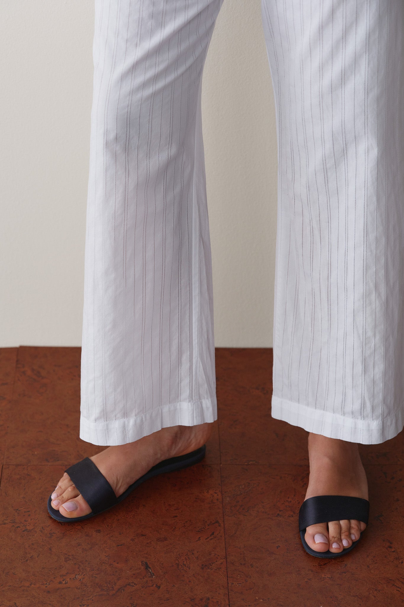 The Eyelet Pop Simple Crop Pant