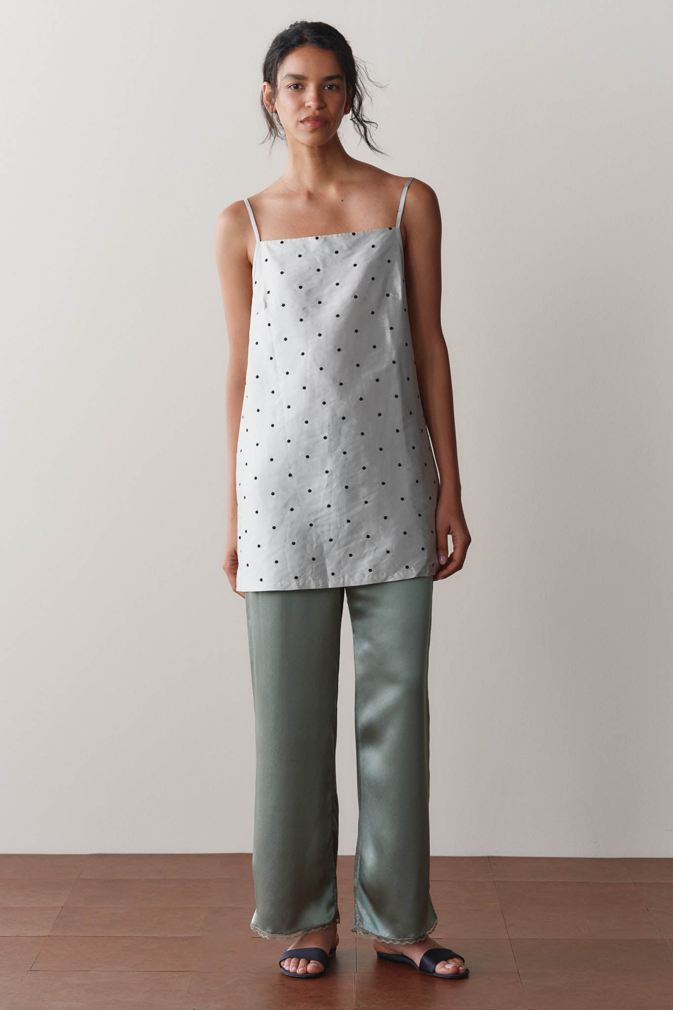 The Silk Lace Simple Pant