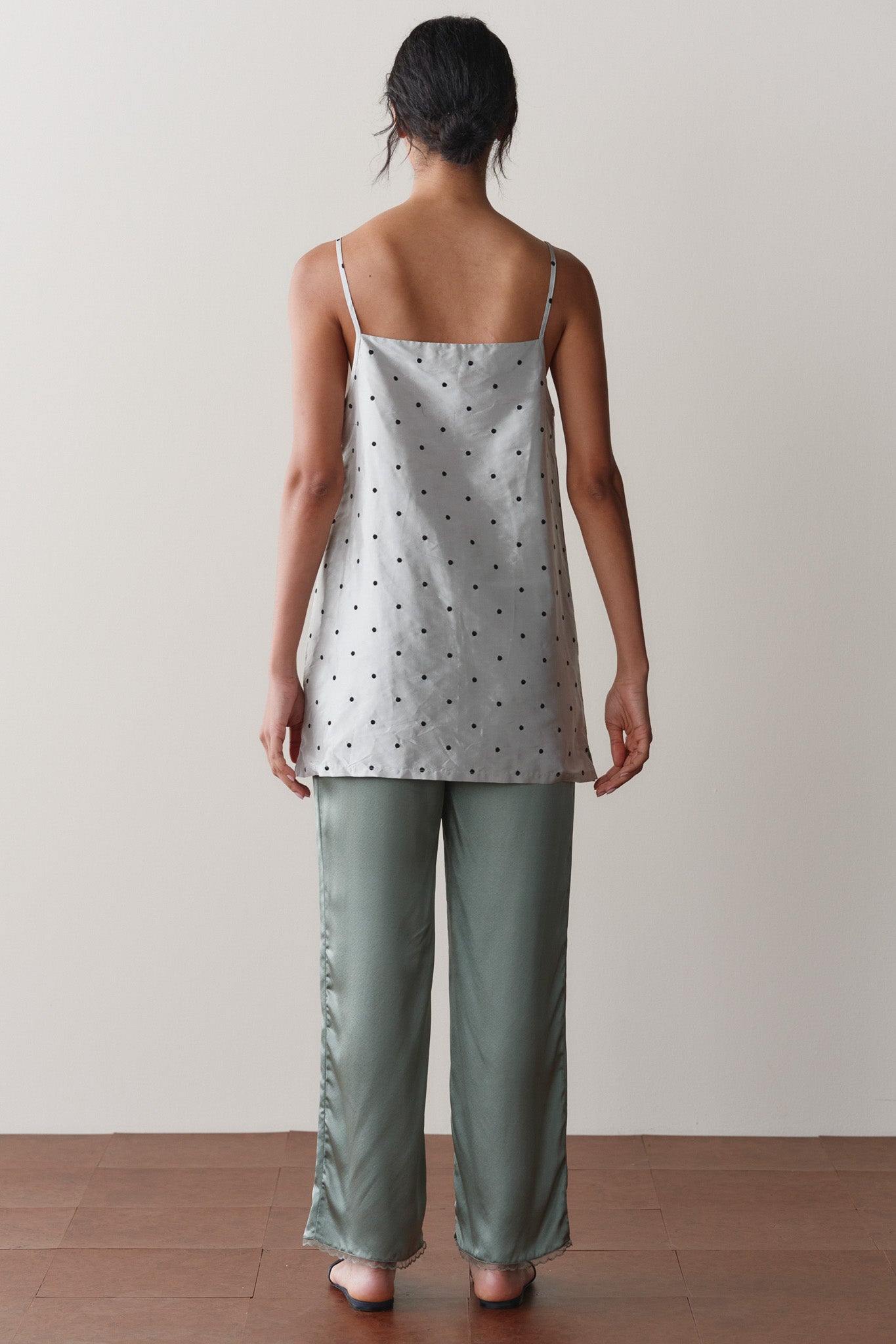 The Silk Lace Simple Pant