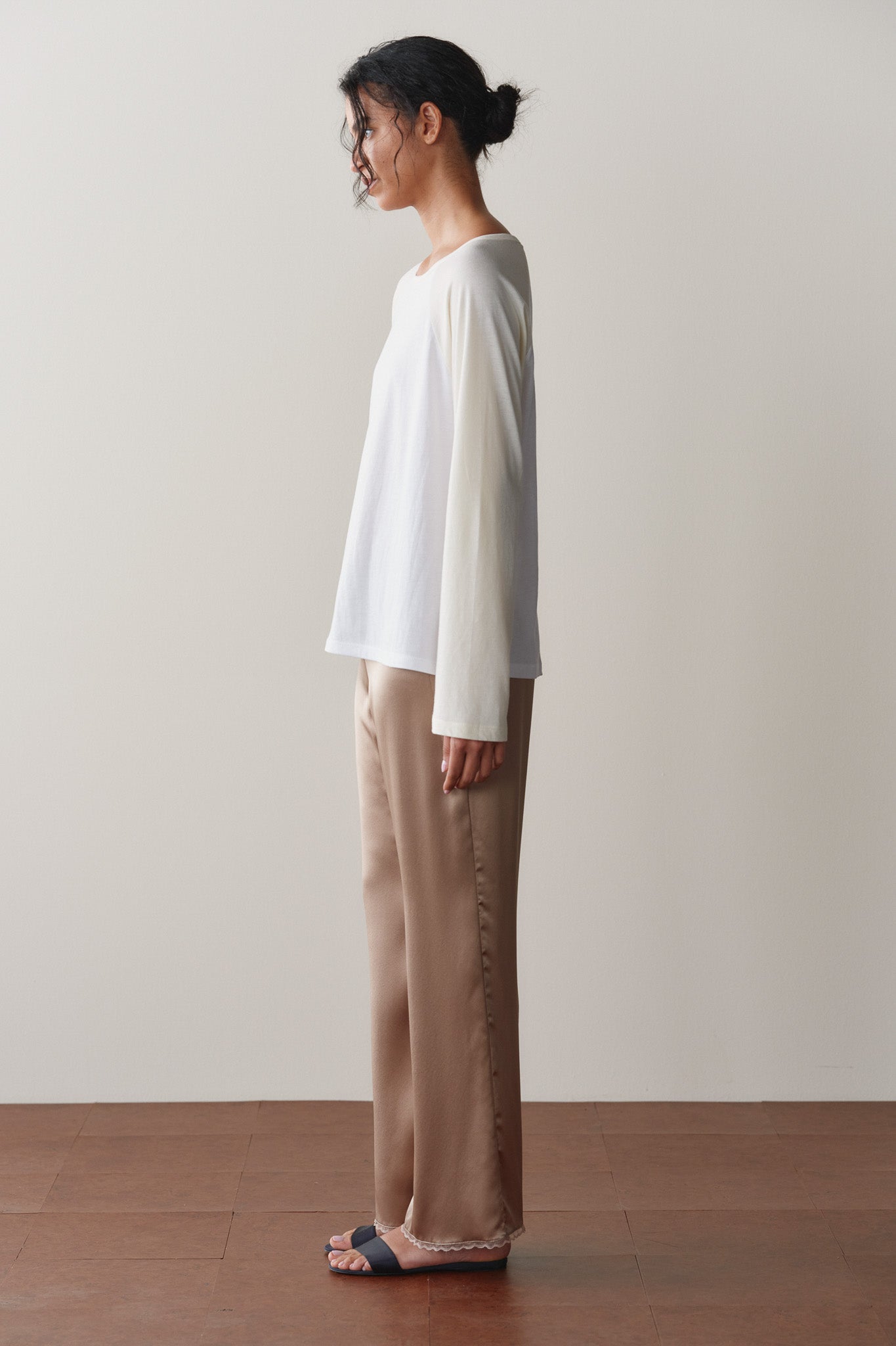 The Silk Lace Simple Pant