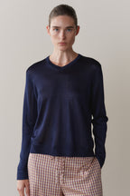 The Slinky V-Neck