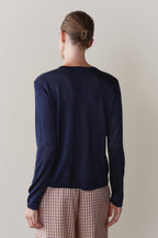 The Slinky V-Neck
