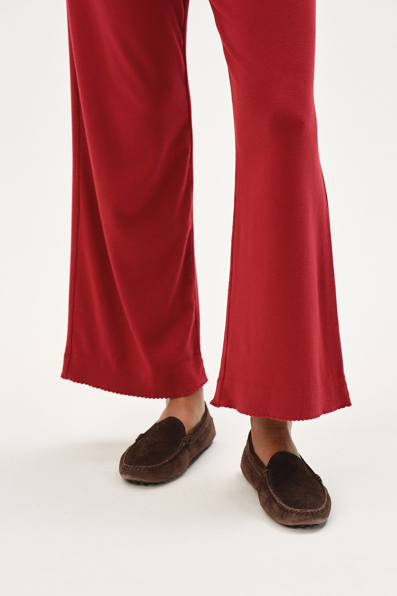 The Baby Rib Scallop Pant