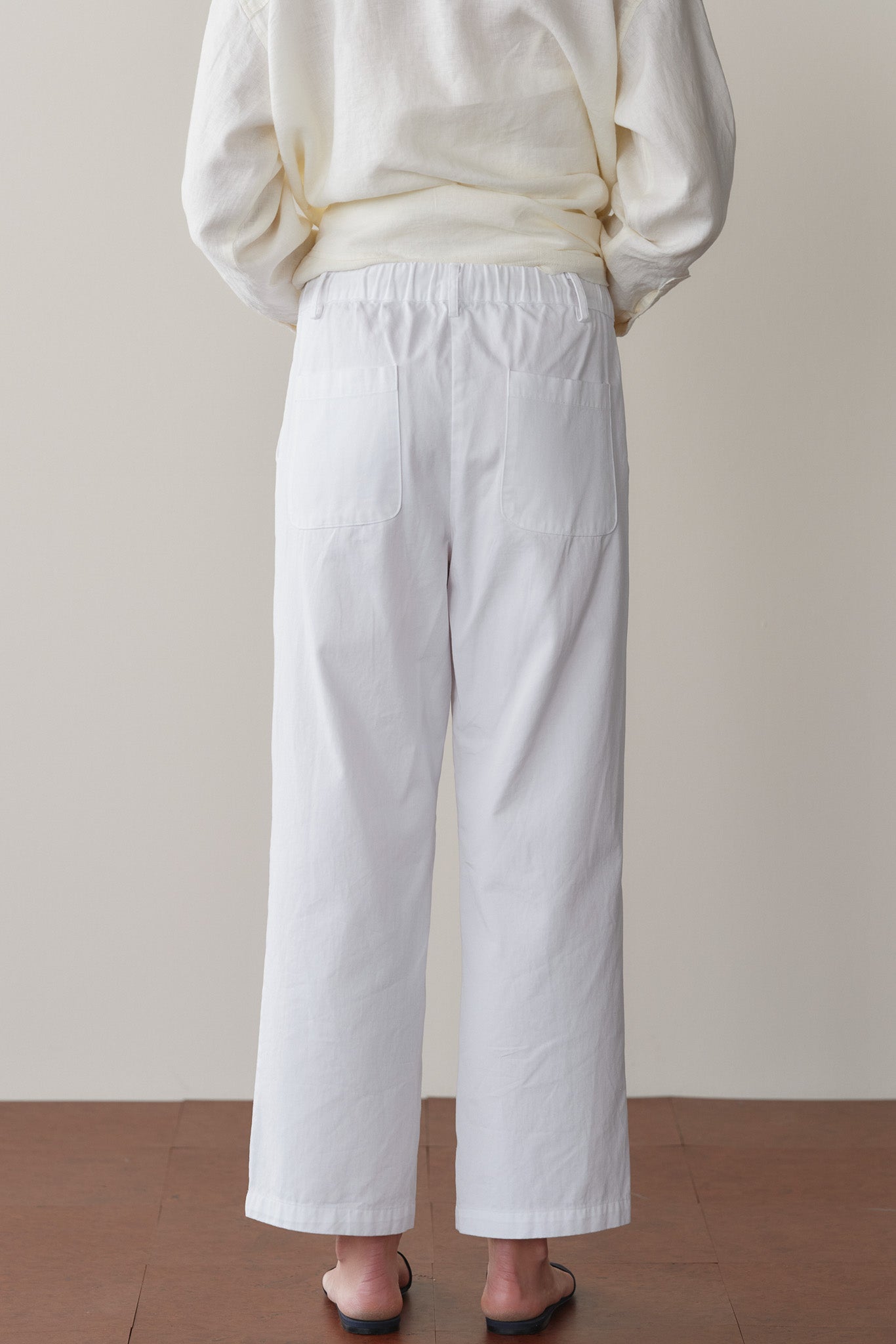 The Chino Drawstring Crop Pant
