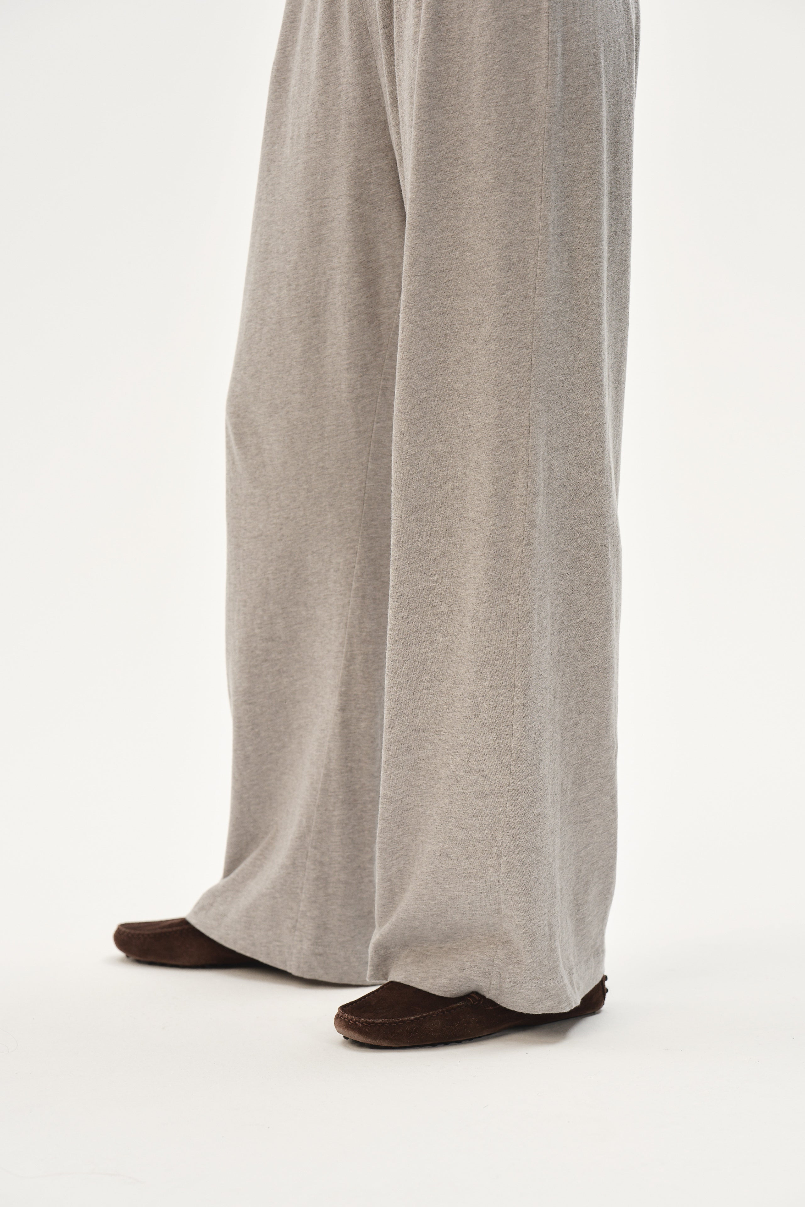 The Jersey Simple Crop Pant