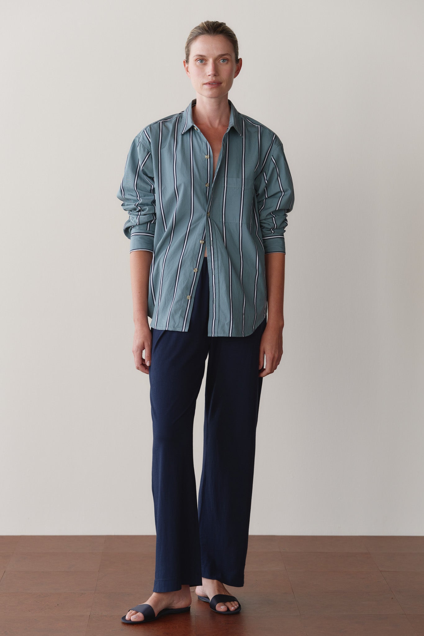 The Jersey Simple Crop Pant By Donni. The Jersey Simple Crop Pant By Donni.