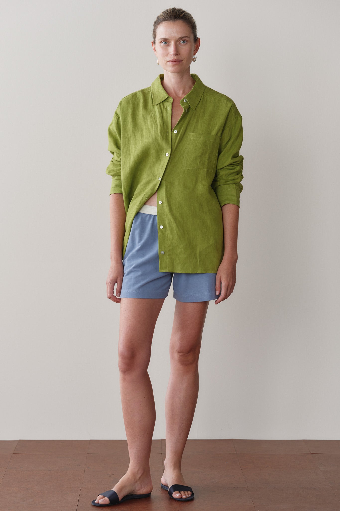 The Linen Relaxed Shirt