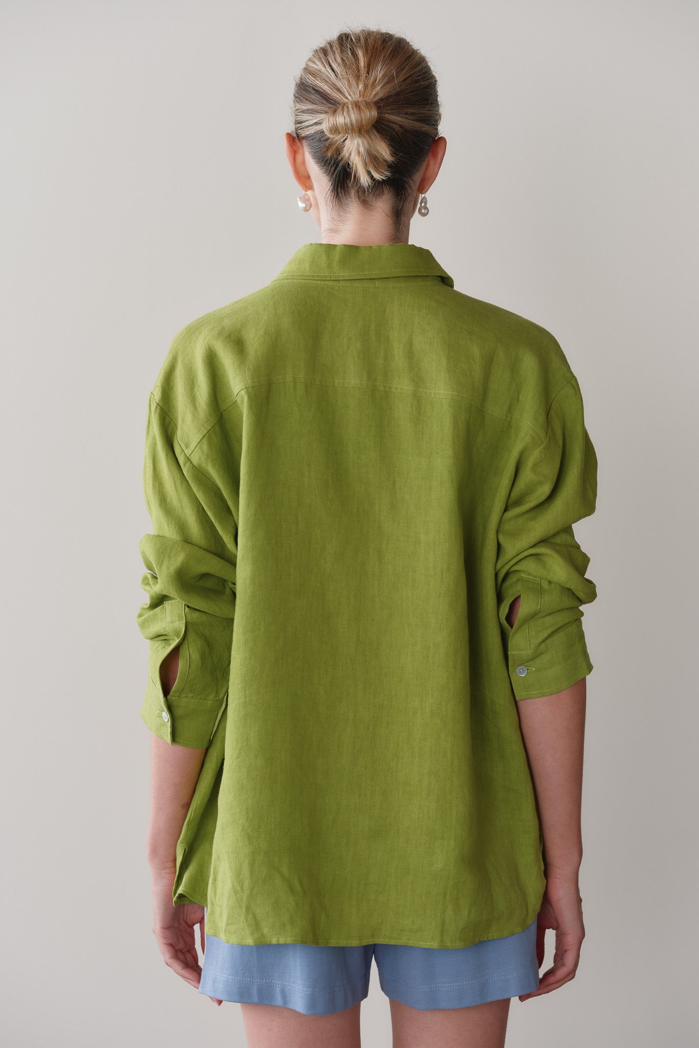 The Linen Relaxed Shirt