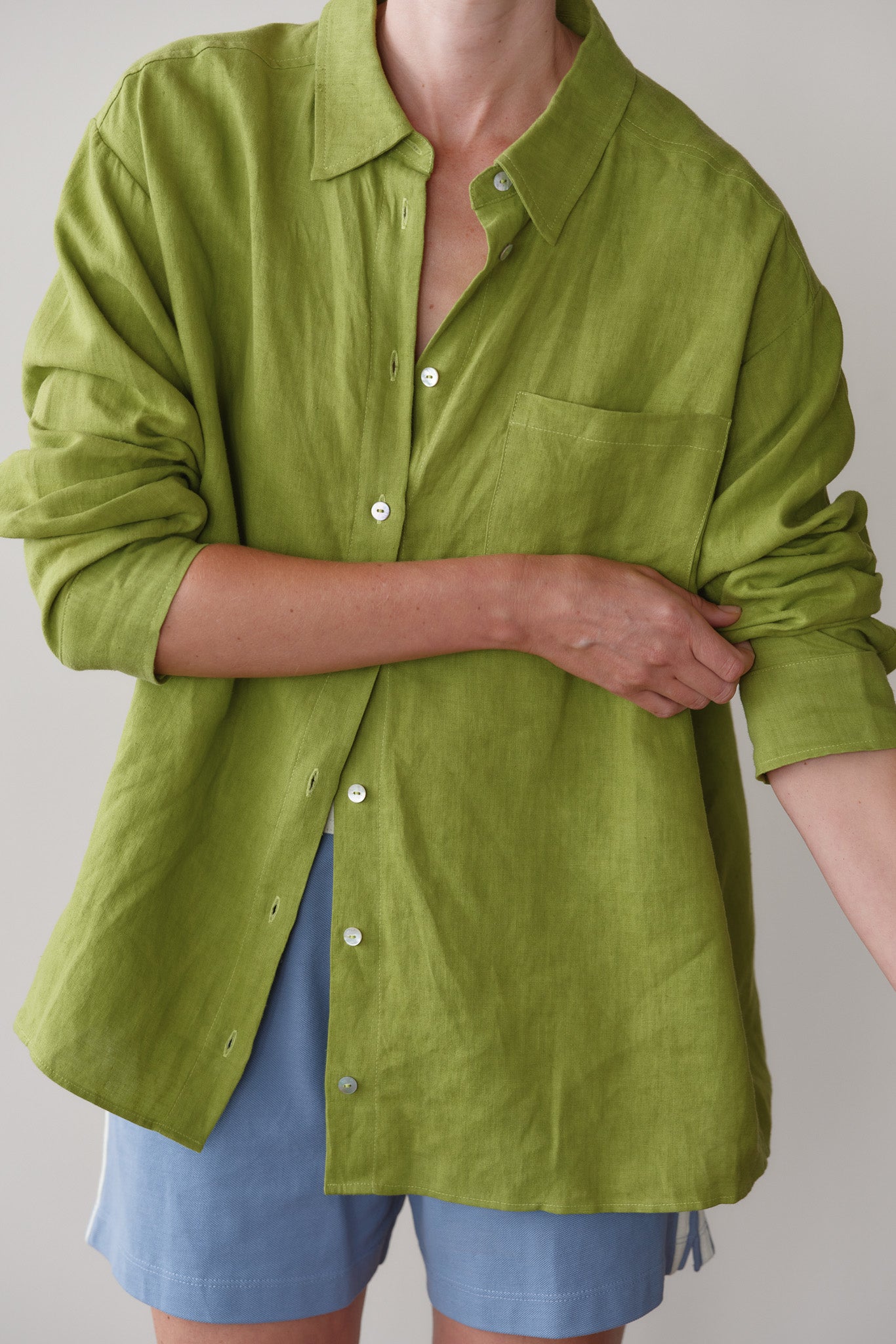 The Linen Relaxed Shirt