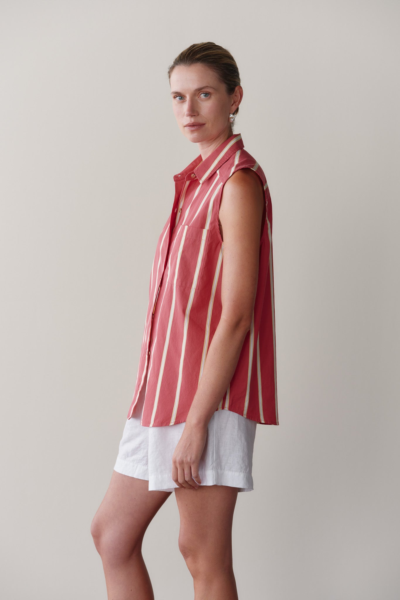 The Pop Sleeveless Shirt