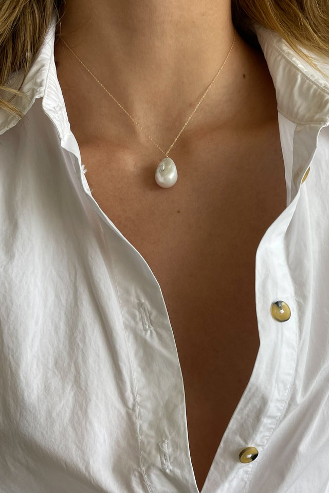 The June 16" White Pearl Necklace